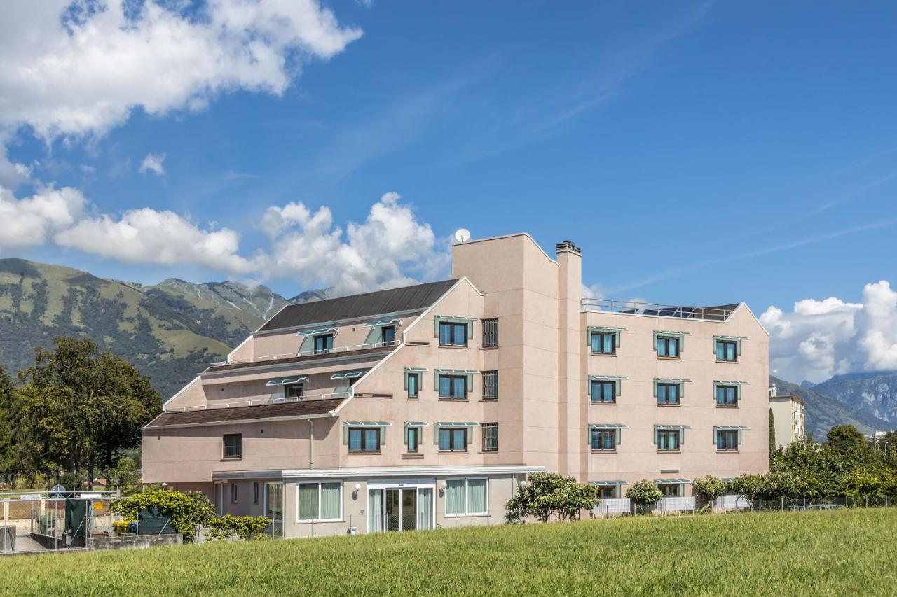 Aviano Palace Hotel エクステリア 写真