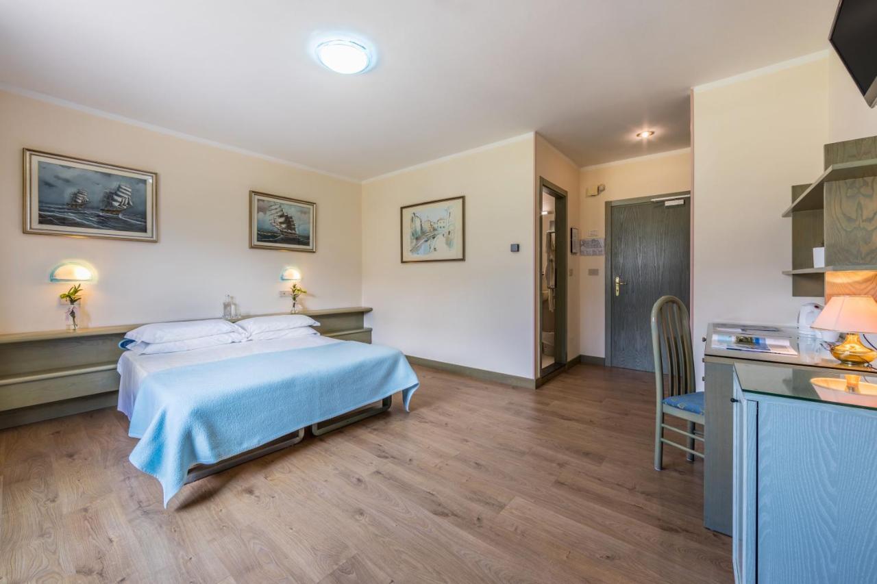 Aviano Palace Hotel エクステリア 写真