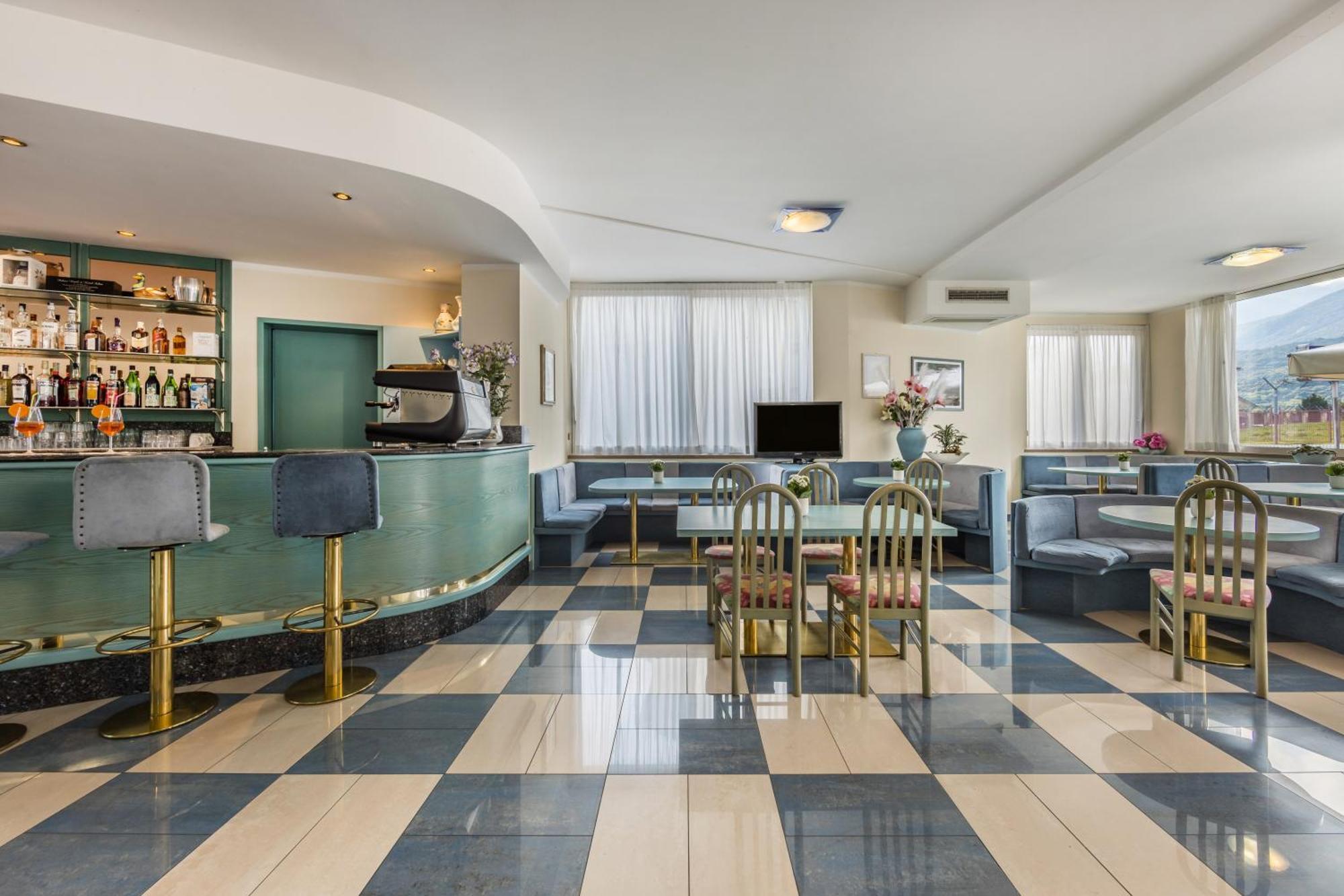 Aviano Palace Hotel エクステリア 写真
